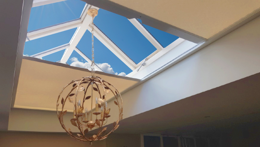 Electric roof lantern blinds