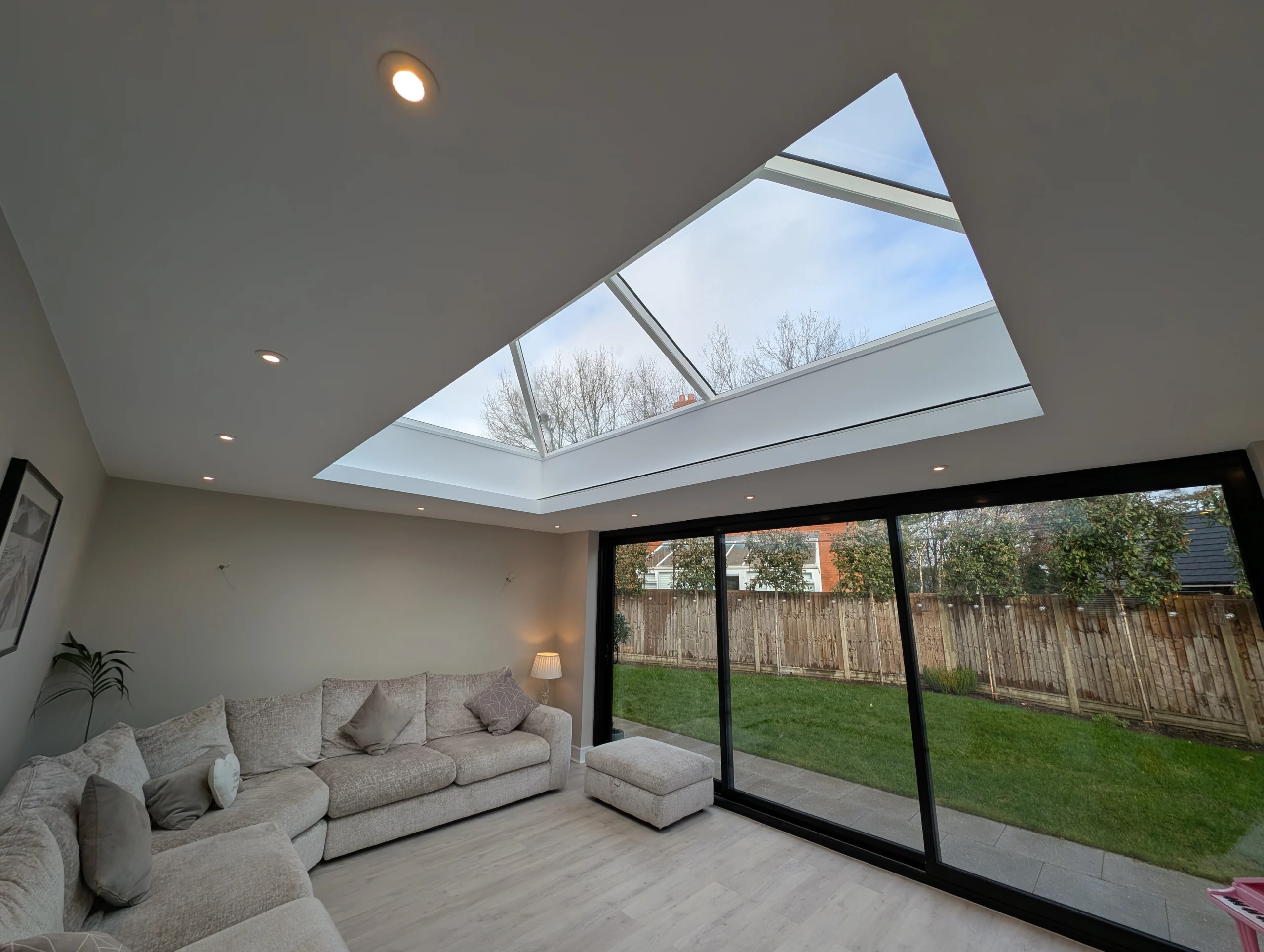 Shading Solutions for Glass Extensions: Honest Comparisons and Every Option Explained