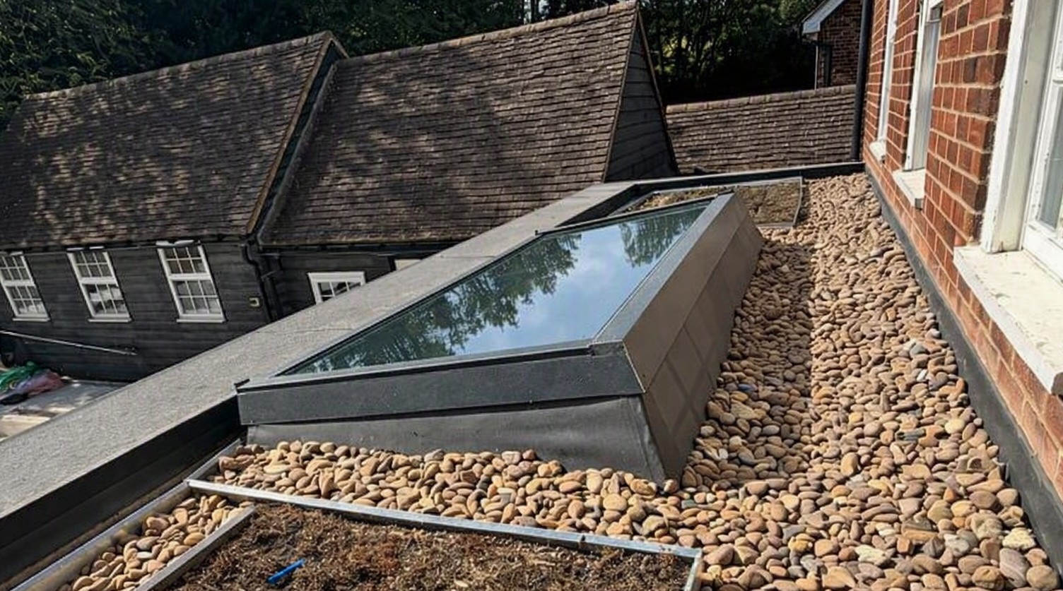 Skylight Heat Gain Reduction – A Clear Guide To Performance and Cost